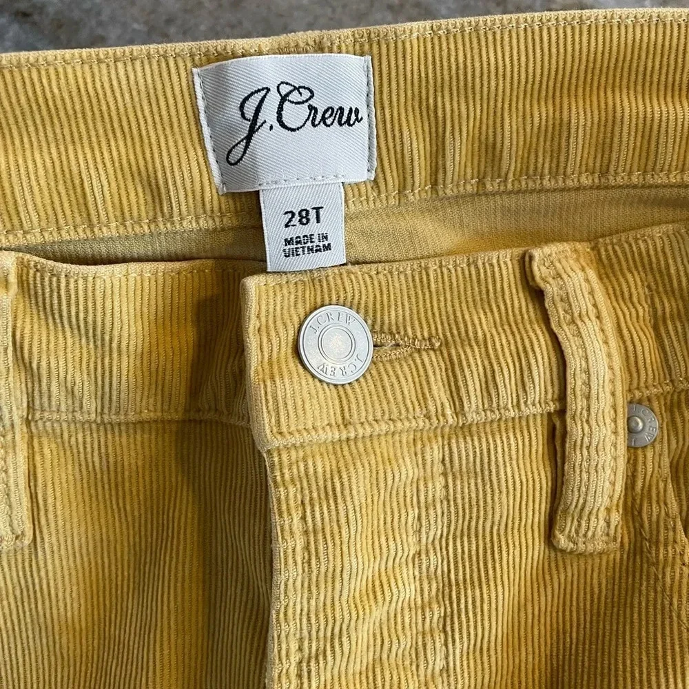 J. Crew Fall 2021 vintage slim straight corduroy pant